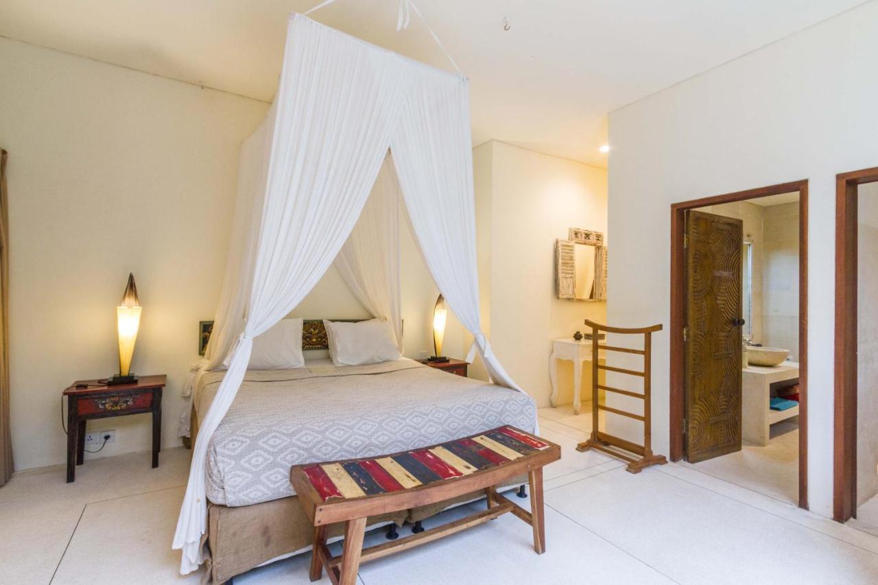 Lautan Kupu - Kupu Villas Kuta  Ngoại thất bức ảnh